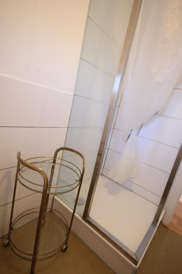 Moderne Studio Apartments Und 4 Zimmer Wohnungen In Oberhausen, Ideal Fuer Geschaeftsreisende Und Monteure Exteriér fotografie